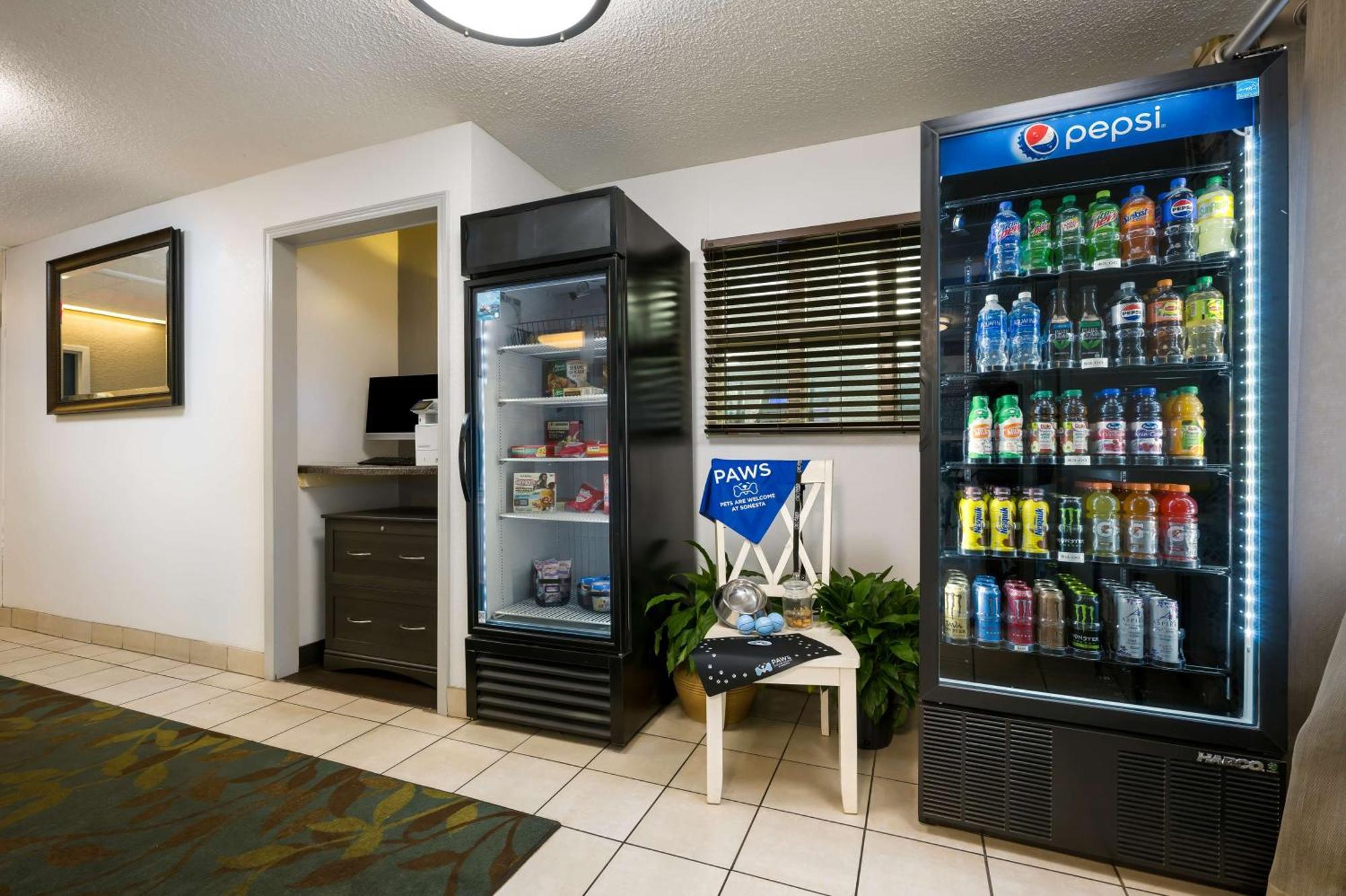 Sonesta Simply Suites Chicago Waukegan Exterior photo